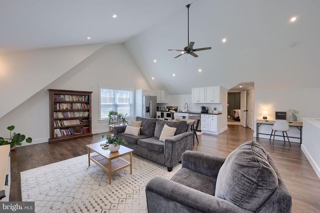 109 LILLY RD, Honey Brook, PA 19344