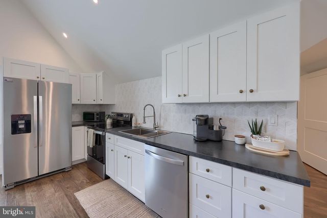 109 LILLY RD, Honey Brook, PA 19344