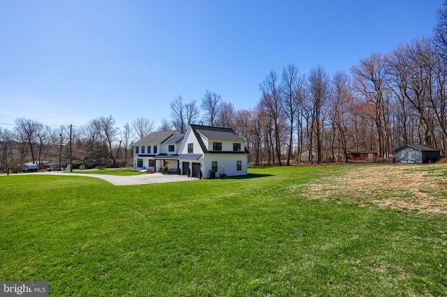 109 LILLY RD, Honey Brook, PA 19344