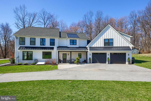 109 LILLY RD, Honey Brook, PA 19344