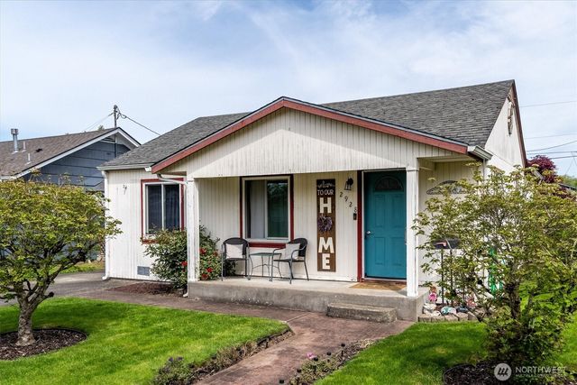 2928 Dover Street, Longview, WA 98632