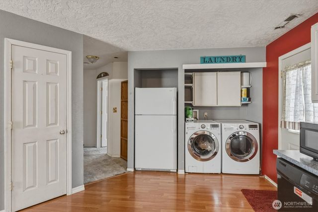 2928 Dover Street, Longview, WA 98632