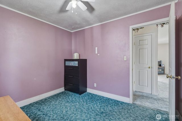 2928 Dover Street, Longview, WA 98632