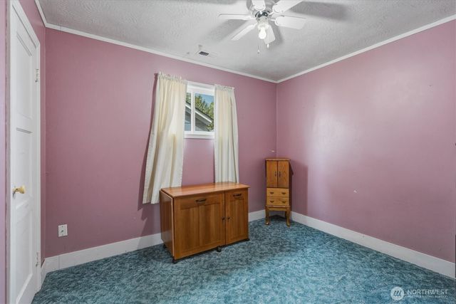 2928 Dover Street, Longview, WA 98632