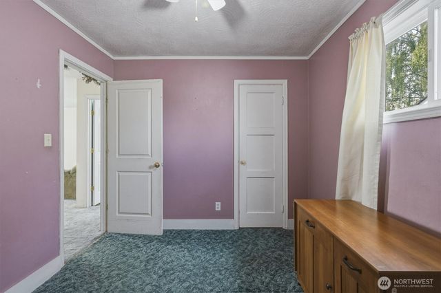 2928 Dover Street, Longview, WA 98632