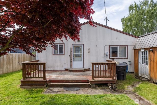 2928 Dover Street, Longview, WA 98632