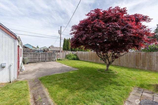 2928 Dover Street, Longview, WA 98632
