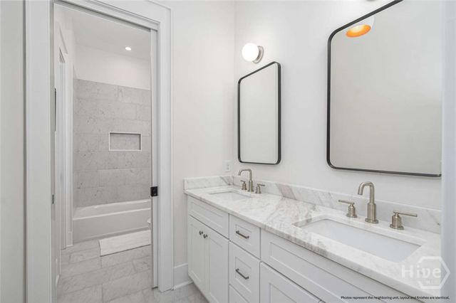 218 W 43rd Street, Savannah, GA 31401