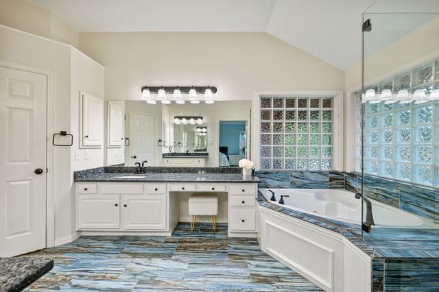 711 Autumn Ridge Drive, Mckinney, TX 75072