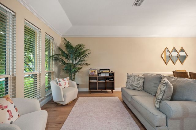 711 Autumn Ridge Drive, Mckinney, TX 75072