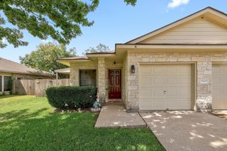 8703 Weiser DR A, Austin, TX 78729