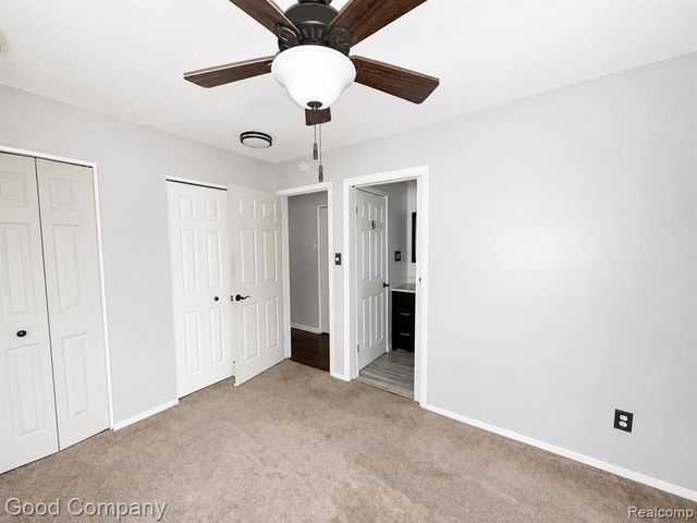 656 E Hudson Avenue, Madison Heights, MI 48071