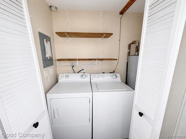656 E Hudson Avenue, Madison Heights, MI 48071