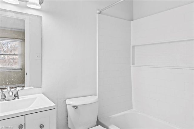 5739 Bramblegate Road B, Greensboro, NC 27409