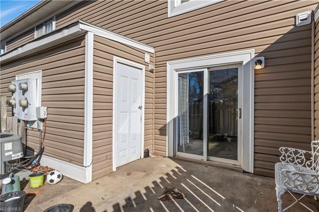 5739 Bramblegate Road B, Greensboro, NC 27409