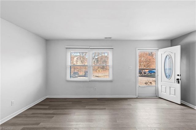 5739 Bramblegate Road B, Greensboro, NC 27409