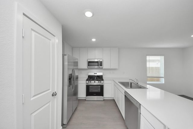 1134 Blue Stone Drive, Beasley, TX 77417