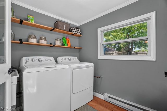 13772 Carlton Street, Burton, OH 44021