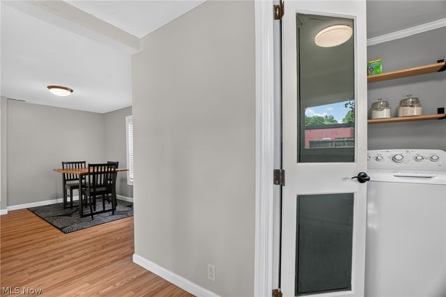 13772 Carlton Street, Burton, OH 44021