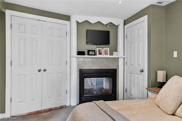13772 Carlton Street, Burton, OH 44021