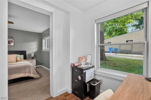13772 Carlton Street, Burton, OH 44021