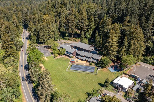 20719 Foothill Dr, Monte Rio, CA 95462