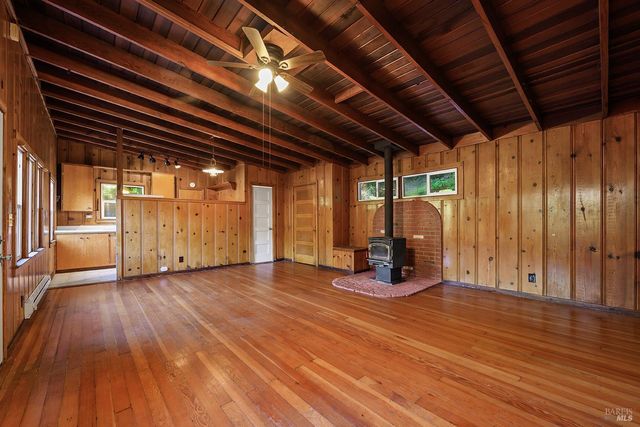 20719 Foothill Dr, Monte Rio, CA 95462