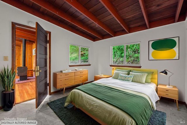 20719 Foothill Dr, Monte Rio, CA 95462