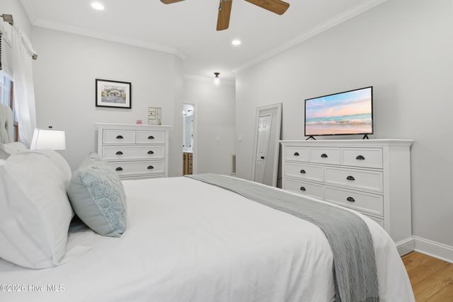 506 Royal Tern Drive, Hampstead, NC 28443