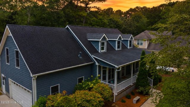 506 Royal Tern Drive, Hampstead, NC 28443