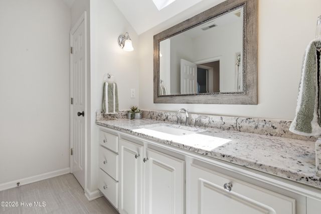 506 Royal Tern Drive, Hampstead, NC 28443