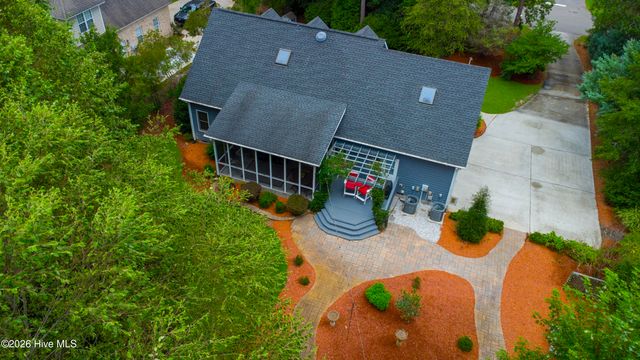 506 Royal Tern Drive, Hampstead, NC 28443