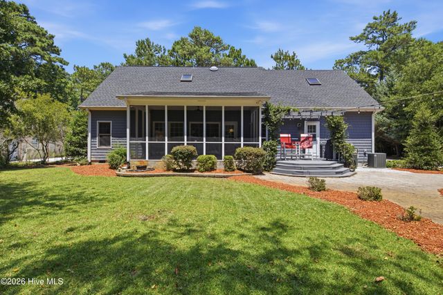 506 Royal Tern Drive, Hampstead, NC 28443