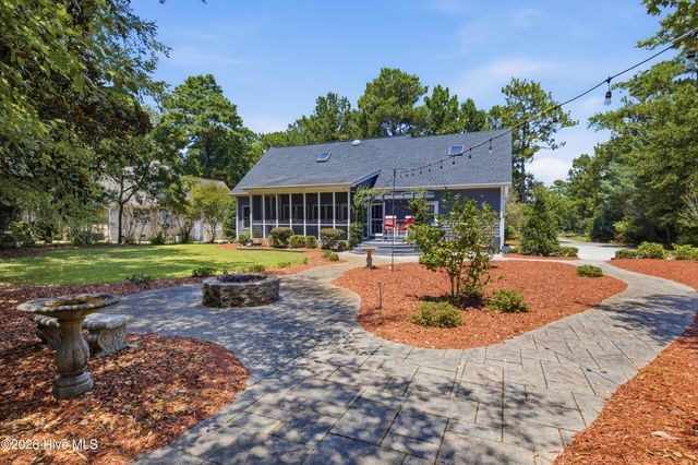 506 Royal Tern Drive, Hampstead, NC 28443