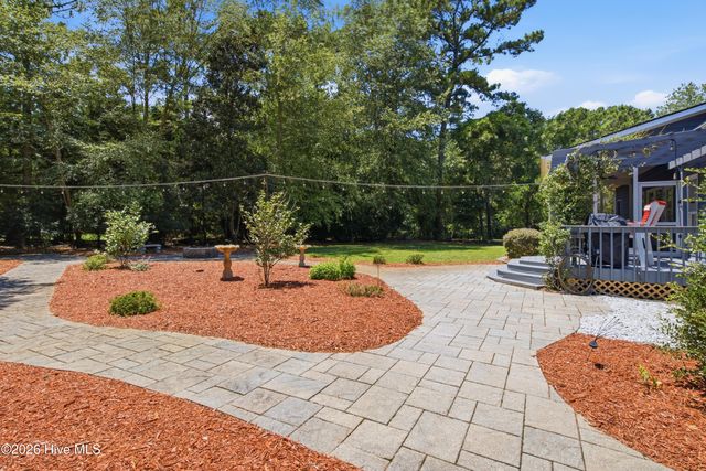 506 Royal Tern Drive, Hampstead, NC 28443