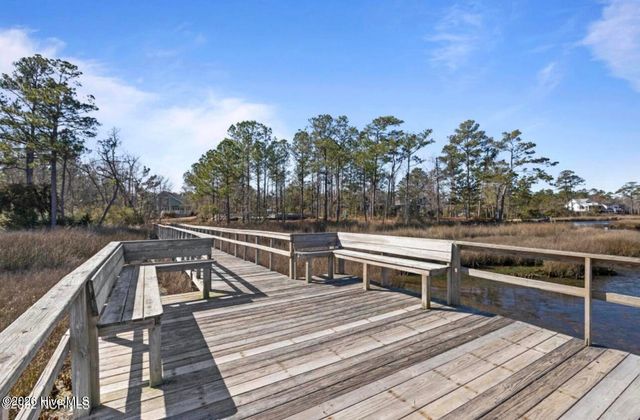 506 Royal Tern Drive, Hampstead, NC 28443