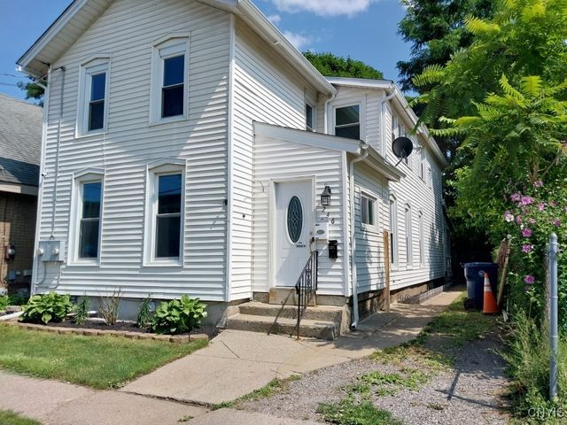 246 Clinton Street, Lockport City, NY 14094