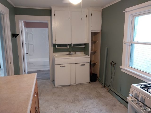 246 Clinton Street, Lockport City, NY 14094