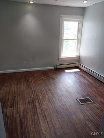 246 Clinton Street, Lockport City, NY 14094