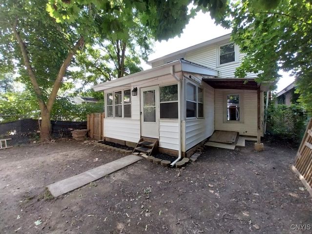 246 Clinton Street, Lockport City, NY 14094