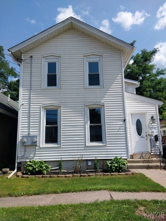 246 Clinton Street, Lockport City, NY 14094