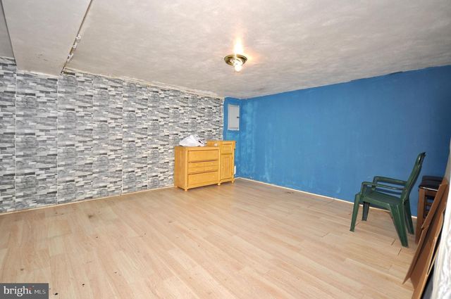 1413 SOUTHAMPTON RD, Philadelphia, PA 19116