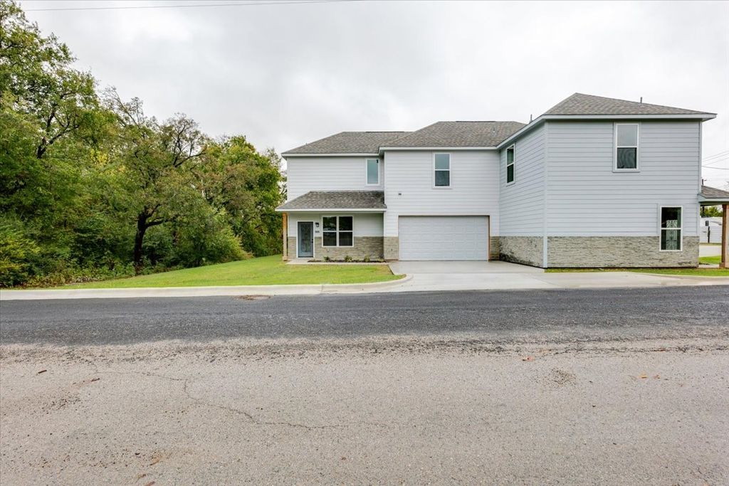 401 E Mulberry Street, Decatur, TX 76234 — photo 4