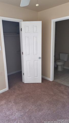 127 CHAPEL HILL CIR, San Antonio, TX 78040