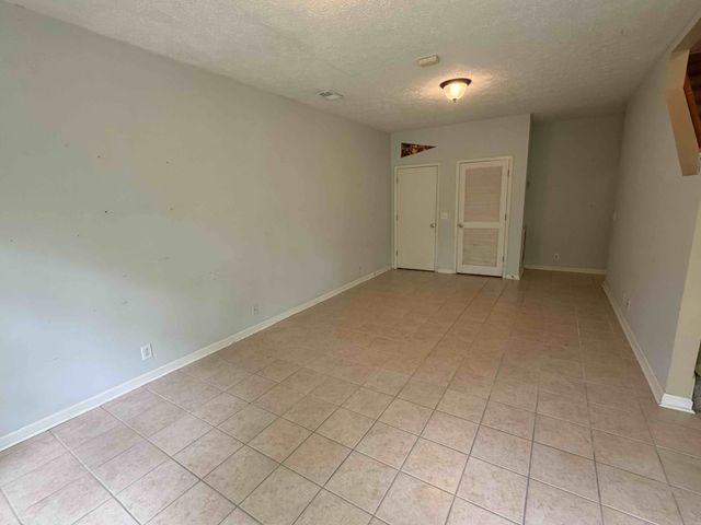 4208 Chesney Glen Dr, Hermitage, TN 37076