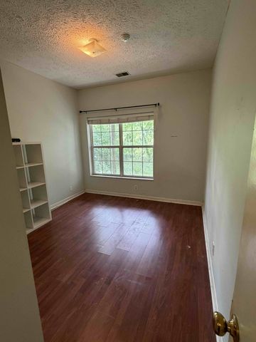 4208 Chesney Glen Dr, Hermitage, TN 37076