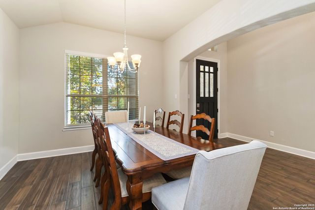 16522 Glen Eve Path, San Antonio, TX 78232