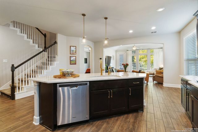 16522 Glen Eve Path, San Antonio, TX 78232