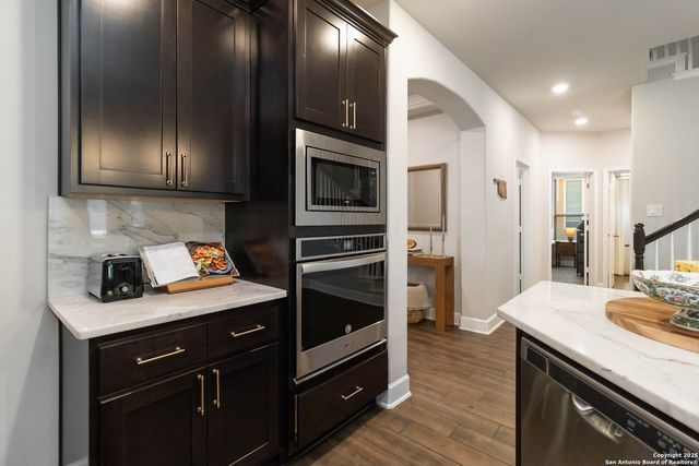 16522 Glen Eve Path, San Antonio, TX 78232