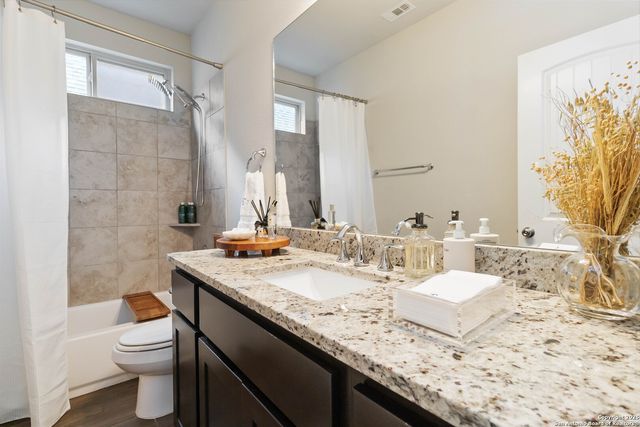 16522 Glen Eve Path, San Antonio, TX 78232